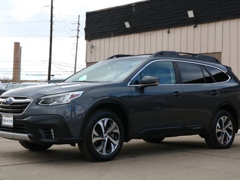 Used 2020 Subaru Outback Limited w/ Popular Package #2 image 16