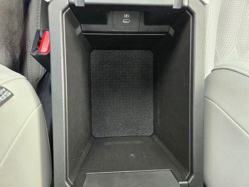 Used 2025 Mitsubishi Outlander SEL FWD image 39