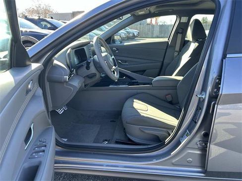 New 2026 Hyundai Elantra SEL Sport Premium w/ Cargo Package image 4