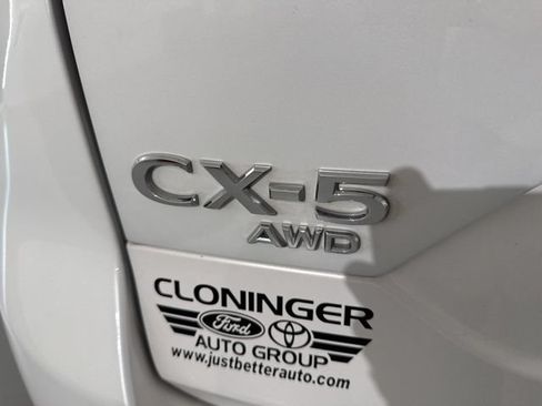 Used 2023 MAZDA CX-5 AWD 2.5 S w/ Premium Package image 9