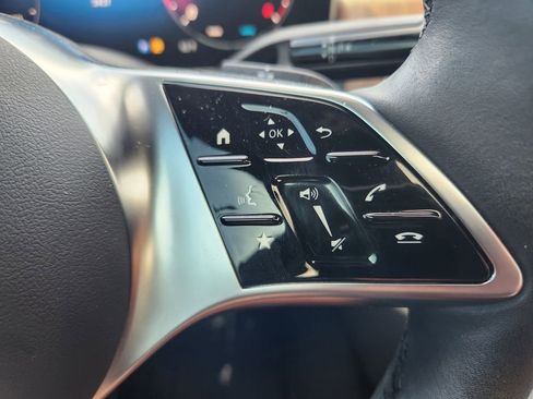 Used 2026 Mercedes-Benz GLC 300 4MATIC image 15