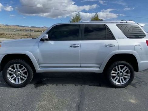 Used 2013 Toyota 4Runner Limited AWD/4WD image 5