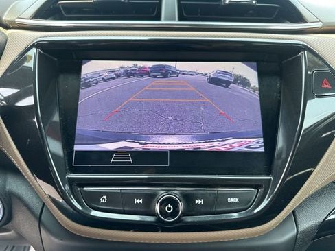 Used 2022 Chevrolet TrailBlazer ACTIV w/ Sun and Liftgate Package image 18