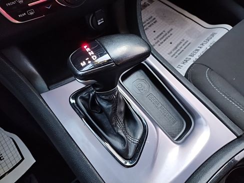 Used 2020 Dodge Charger GT w/ Blacktop Package image 32