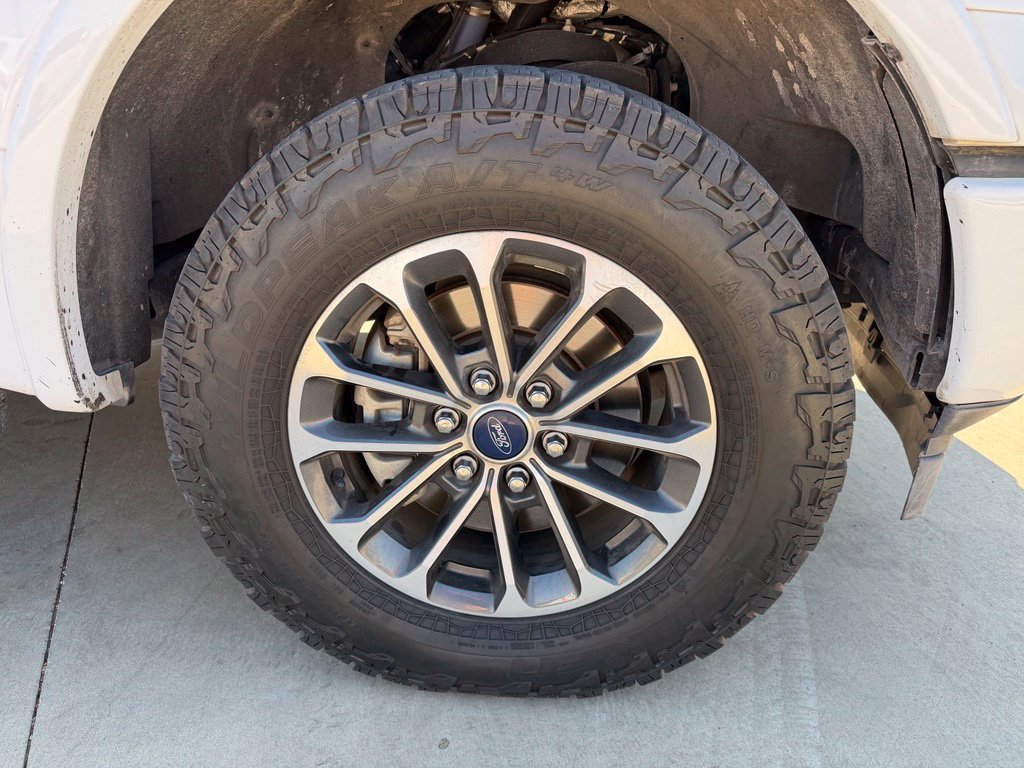 Used 2019 Ford F150 Lariat AWD/4WD image 4