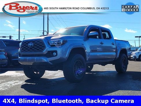 Used 2020 Toyota Tacoma TRD Off-Road image 10