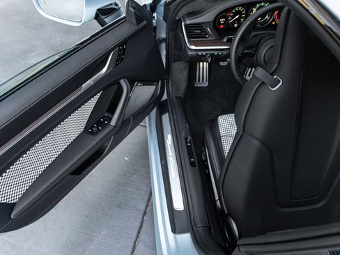 Certified 2023 Porsche 911 Sport Classic RWD image 31