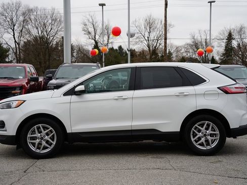 Certified 2024 Ford Edge SEL image 4