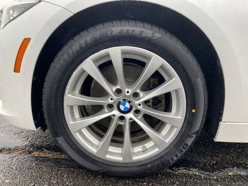 Used 2017 BMW 320i Sedan image 22