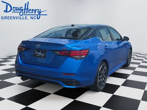 Used 2024 Nissan Sentra SR FWD image 5