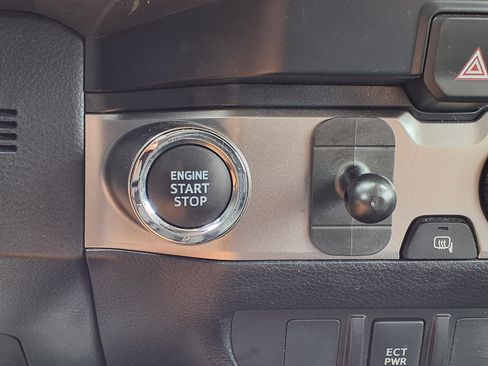 Used 2023 Toyota Tacoma SR5 image 19