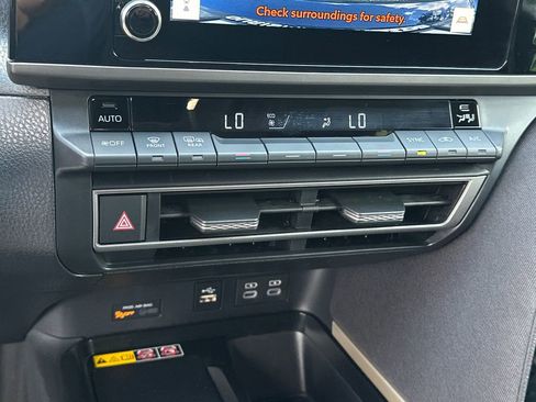Used 2025 Toyota Camry LE FWD image 28