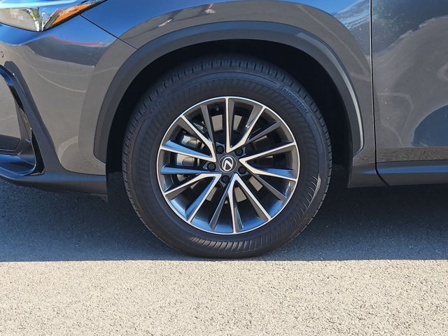 Used 2025 Lexus NX 350 AWD w/ Accessory Package (2T) image 14