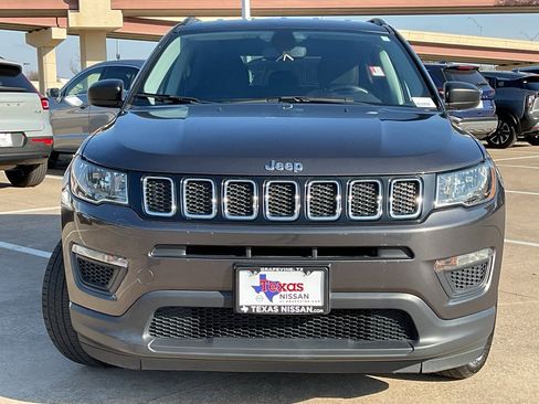 Used 2020 Jeep Compass Sport w/ Cold Weather Group image 3