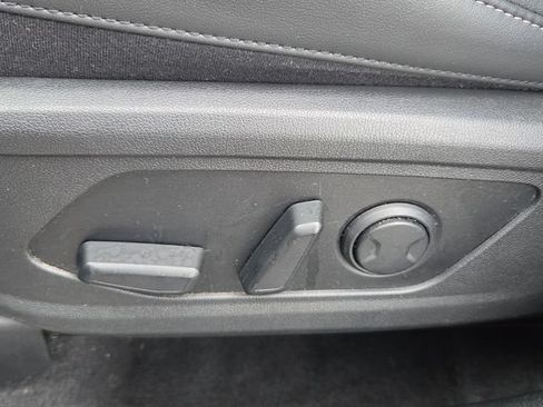 Used 2022 Kia Sorento SX FWD image 12