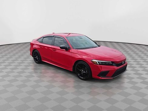 Used 2024 Honda Civic Sport image 2
