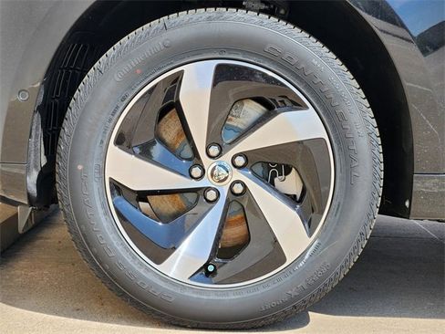 Used 2026 Jaguar F-PACE R-Dynamic S image 7