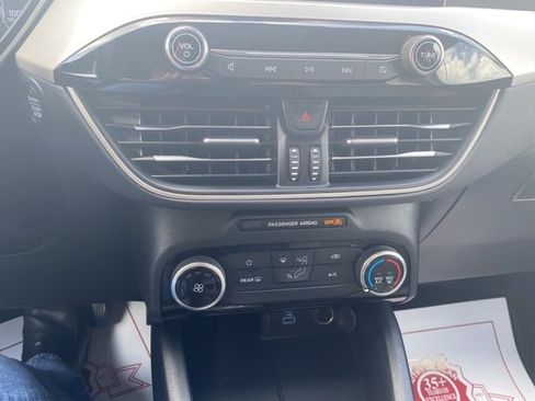 Used 2022 Ford Escape SE image 22