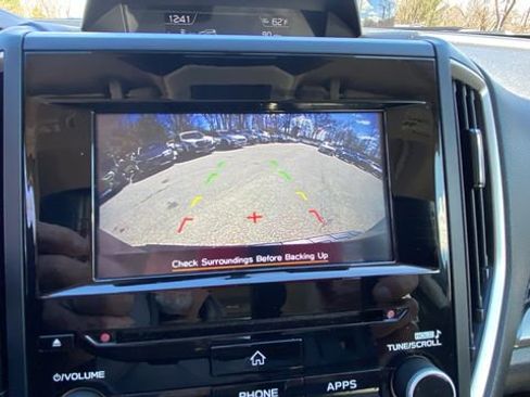 Used 2022 Subaru Forester Premium image 27