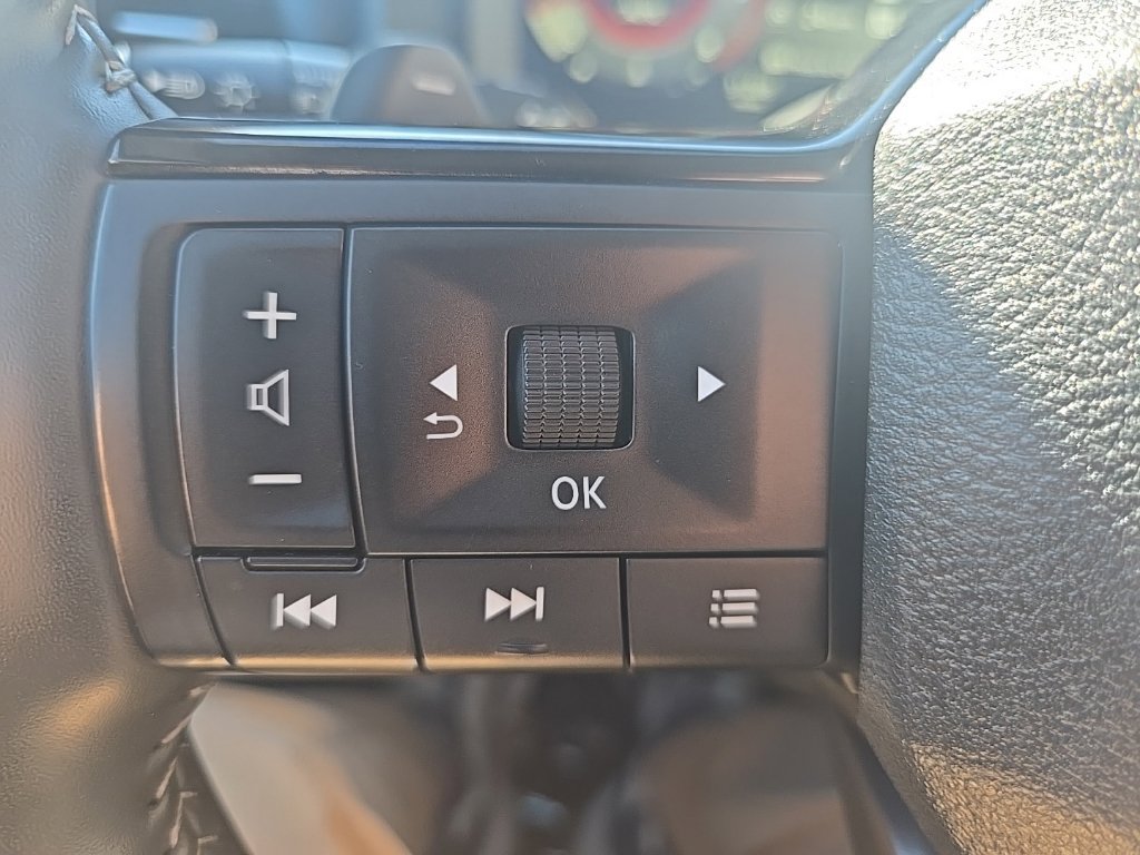Used 2026 Nissan Rogue SL AWD/4WD image 14