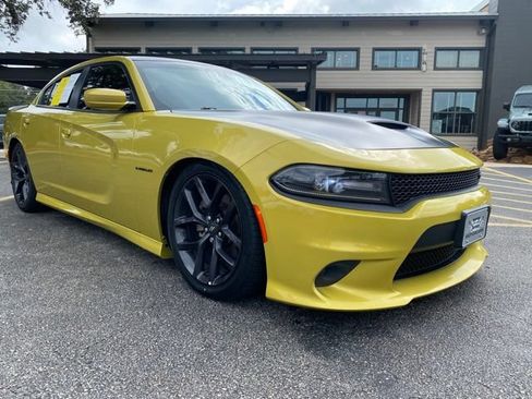 Used 2021 Dodge Charger R/T w/ Blacktop Package RWD image 7