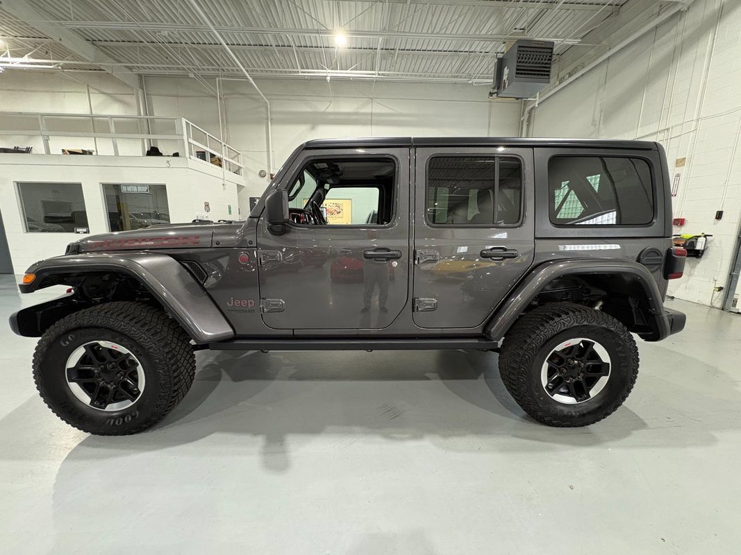 Used 2021 Jeep Wrangler Unlimited Rubicon AWD/4WD image 4