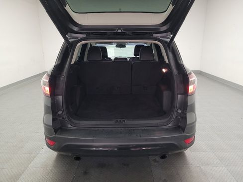 Used 2017 Ford Escape SE w/ Equipment Group 201A FWD image 29