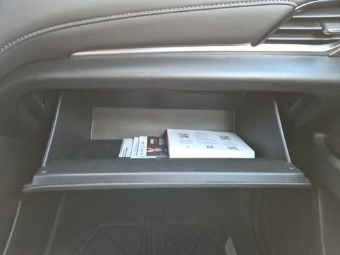 Used 2024 Chevrolet Traverse LT w/ LPO, Floor Liner Package image 29