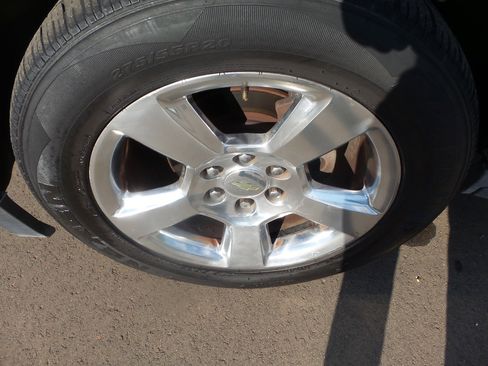 Used 2015 Chevrolet Tahoe LT image 29