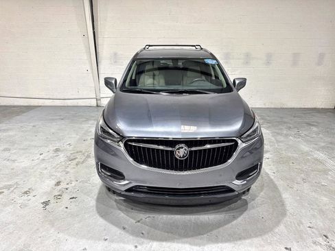 Used 2019 Buick Enclave Essence image 10