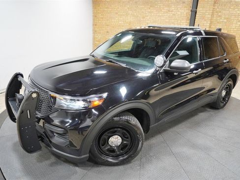 Used 2021 Ford Explorer 4WD Police Interceptor w/ Ultimate Wiring Package image 2