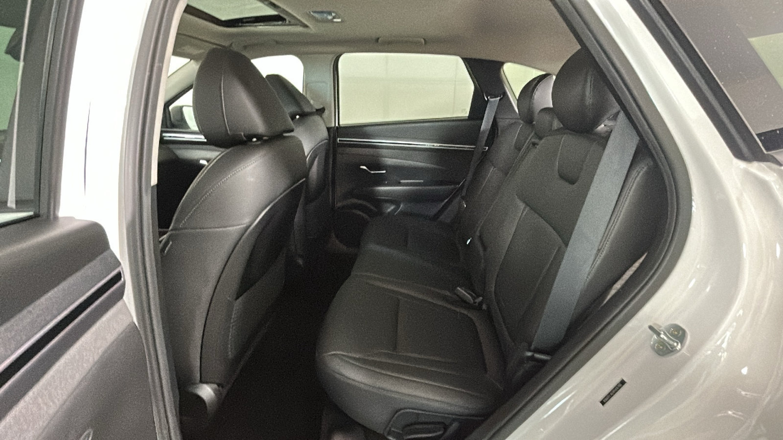 Certified 2023 Hyundai Tucson SEL w/ Convenience Package AWD/4WD image 35