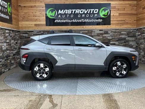Used 2024 Hyundai Kona SEL AWD/4WD image 15