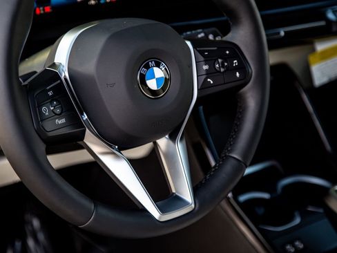 New 2026 BMW X1 xDrive28i w/ Technology Package AWD/4WD image 12