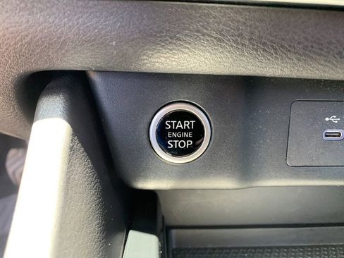 Used 2023 Nissan Rogue SV AWD/4WD image 27
