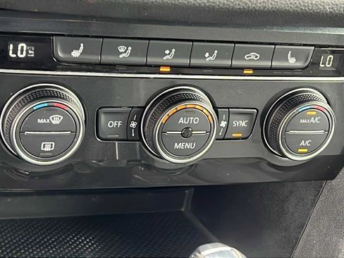 Used 2018 Volkswagen Tiguan S FWD image 14