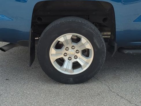 Used 2018 Chevrolet Silverado 1500 LT w/ All Star Edition AWD/4WD image 23