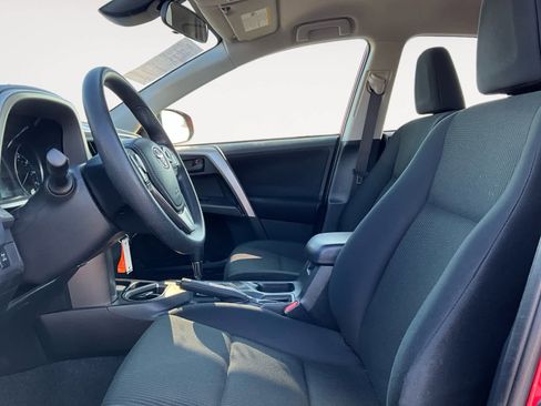 Used 2017 Toyota RAV4 LE w/ All Weather Liner Package image 10