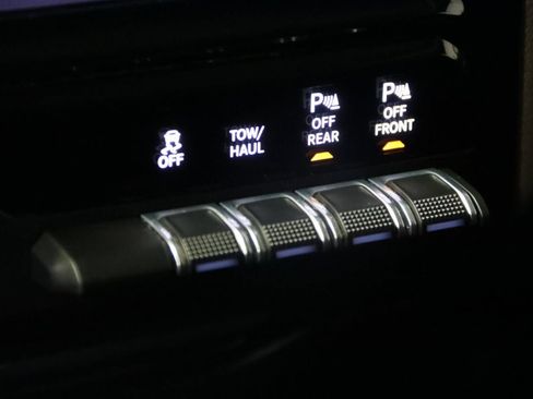 Used 2019 RAM 1500 Laramie image 42