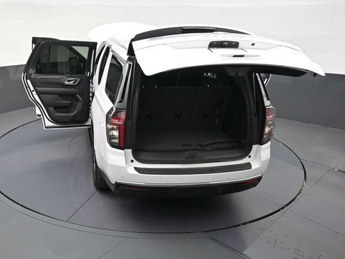 Used 2024 Chevrolet Tahoe LS RWD image 31