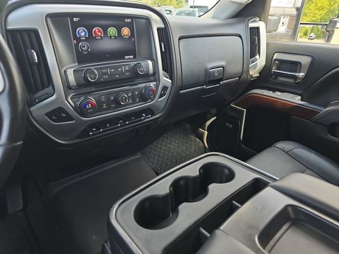 Used 2015 GMC Sierra 2500 SLT AWD/4WD image 20
