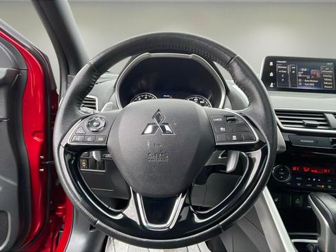 Used 2020 Mitsubishi Eclipse Cross SE image 11