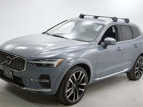 Certified 2023 Volvo XC60 B5 Ultimate image 7