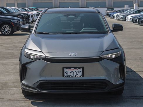 Used 2024 Toyota bZ4X XLE w/ Weather Package image 3