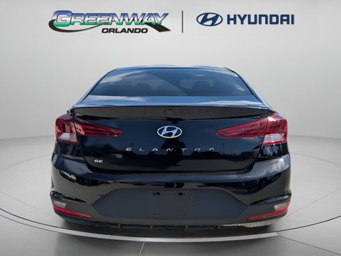 Used 2020 Hyundai Elantra SE w/ Cargo Package (C1) FWD image 7