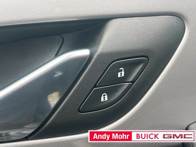 Used 2025 Chevrolet Blazer LT w/ Convenience Package FWD image 23