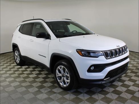 New 2025 Jeep Compass Latitude AWD/4WD image 6