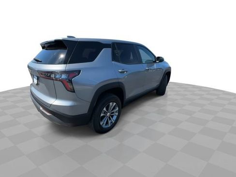 Certified 2025 Chevrolet Equinox LT FWD image 8