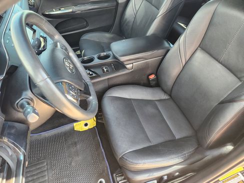 Used 2015 Toyota Avalon XLE Touring Sport Edition FWD image 13