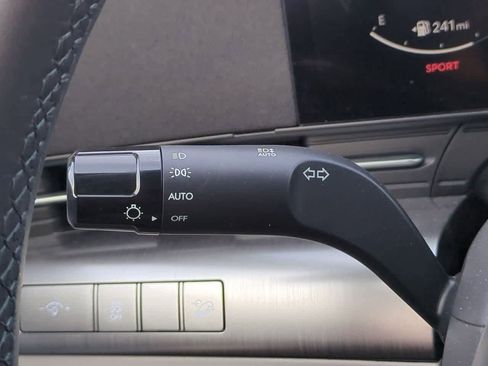 Certified 2025 Hyundai Kona SEL image 25